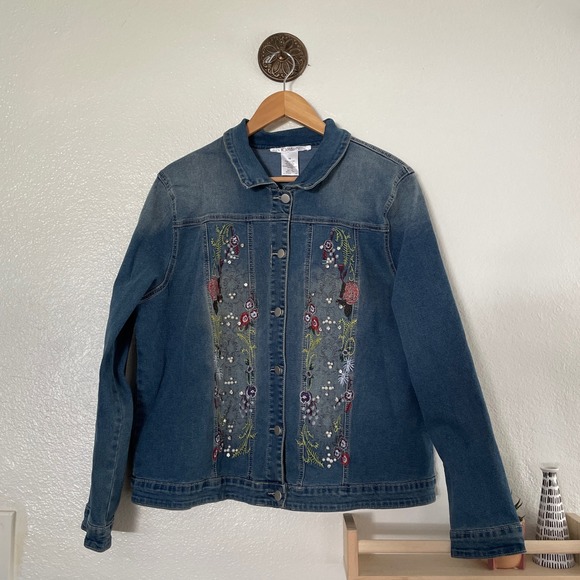 K.Jordan Jackets & Blazers - K.Jordan Women Floral Embroidered Pearl Denim Jacket‎ Medium Wash Blue 1X